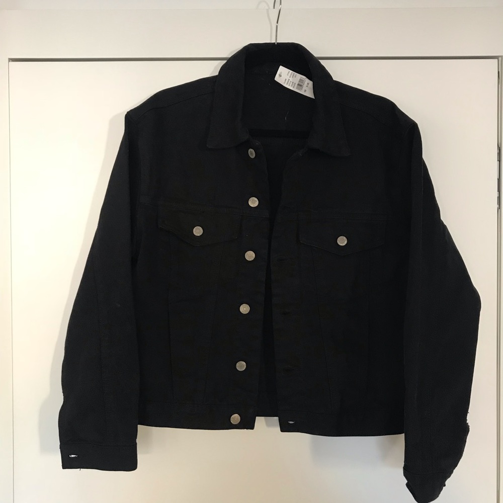 Brandy Melville Black Kaylee Denim Jacket - Picture 6 of 7